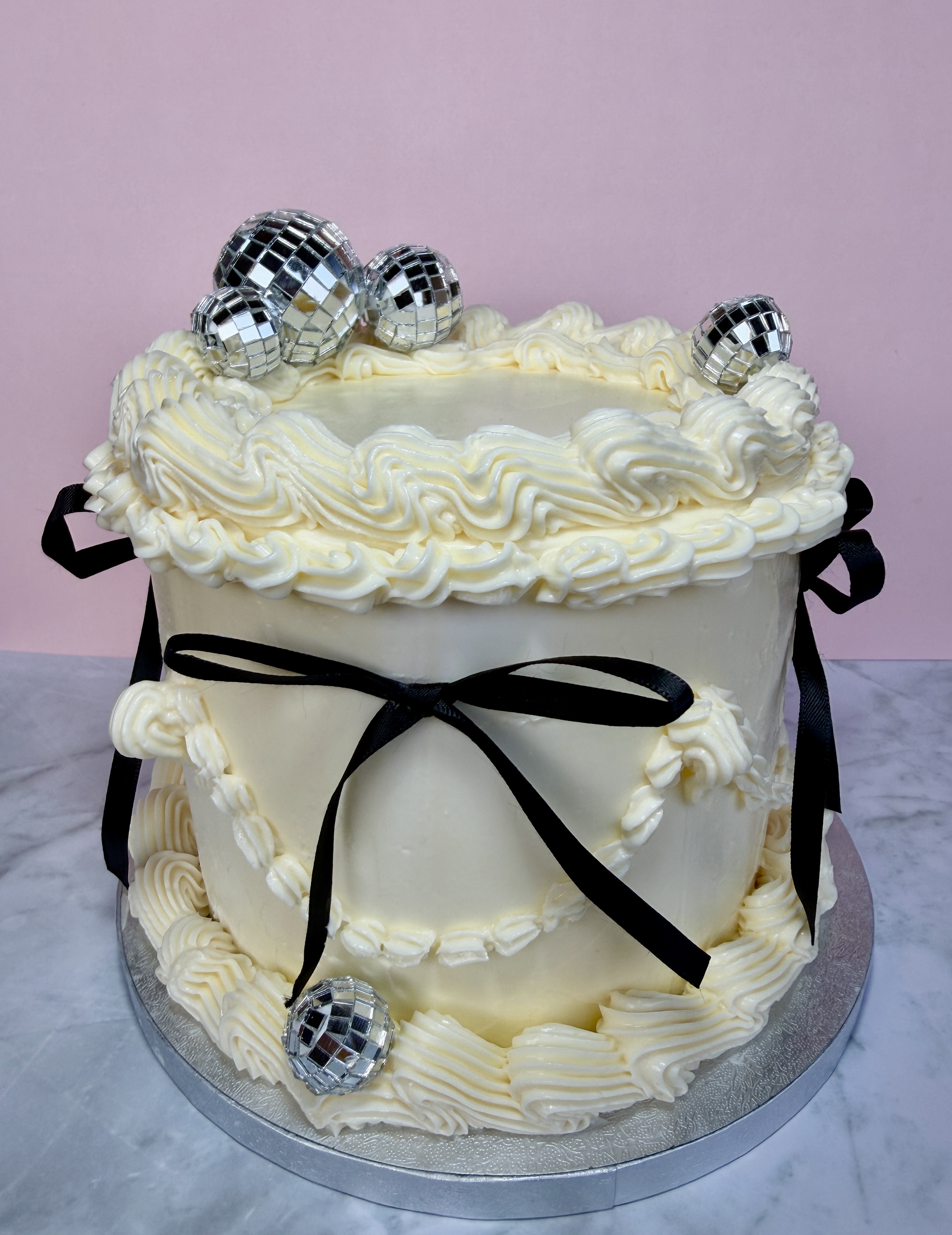 tort-osiemnastka